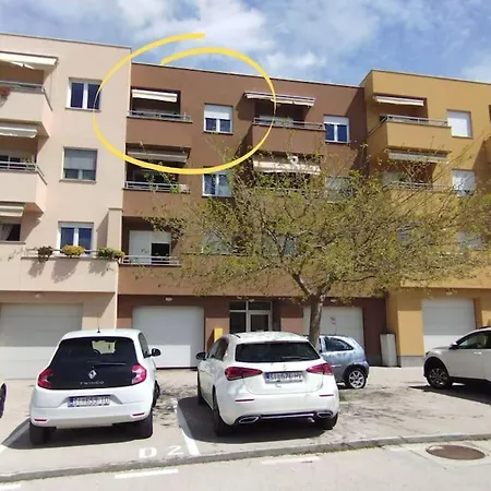 Coco Apartment *